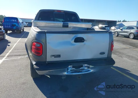 2002 Ford F-150 Lariat/Xlt z USA, uszkodzony, nr VIN 1FTRW08682KA73218